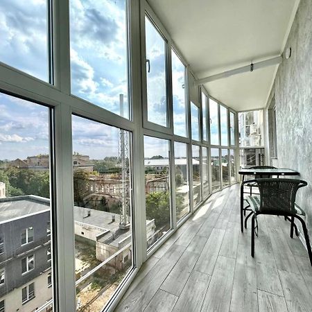 Apartpoltava Апартаменти Бізнес-Класу В Престижній Новобудові З Панорамним Балконом Центр Eksteriør bilde