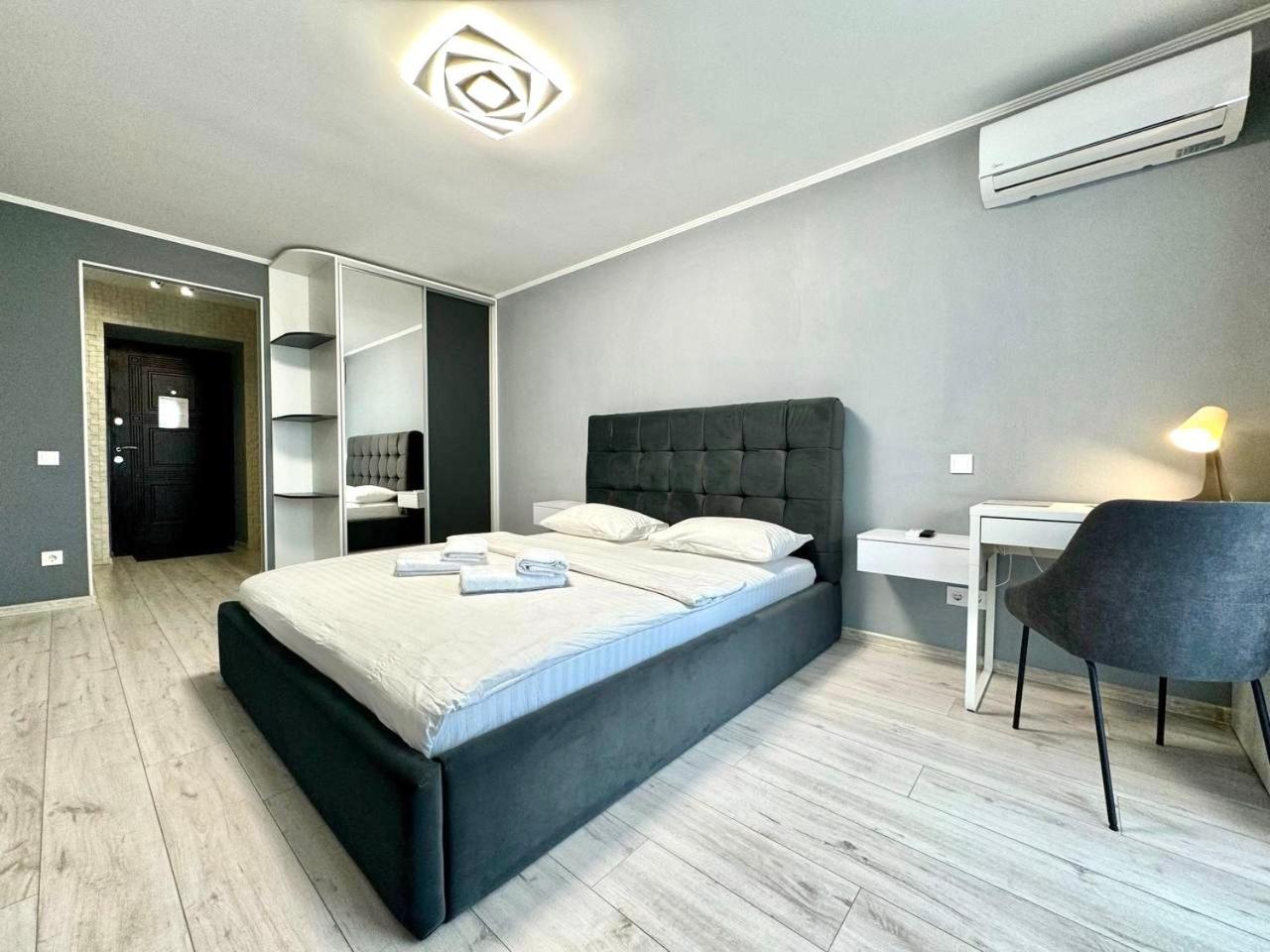 Apartpoltava Апартаменти Бізнес-Класу В Престижній Новобудові З Панорамним Балконом Центр Eksteriør bilde